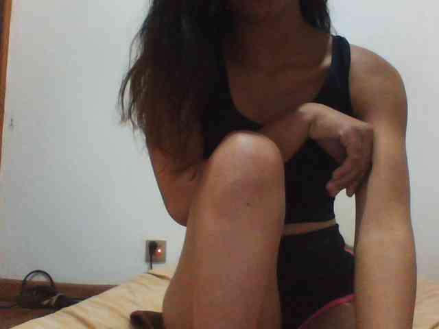 PrettyLie webcam