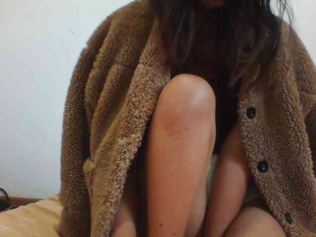 PrettyLie webcam