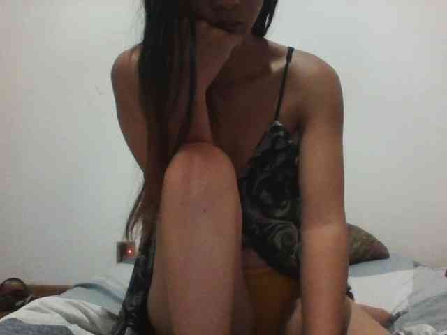 PrettyLie webcam