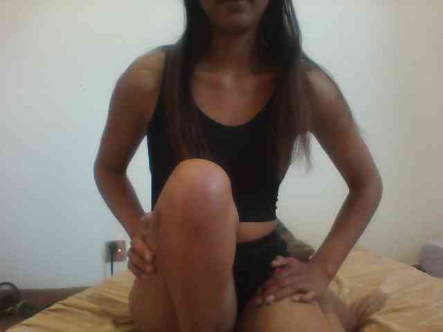 PrettyLie webcam