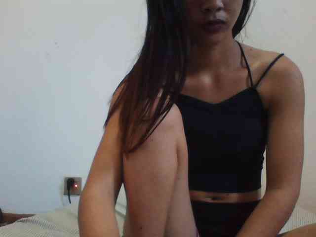 YoungLie69 webcam