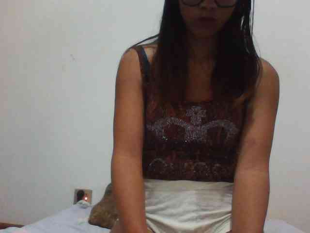 PrettyLie webcam