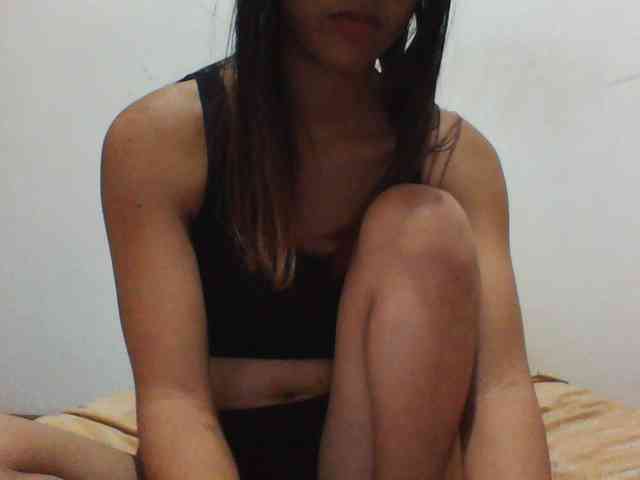 PrettyLie webcam