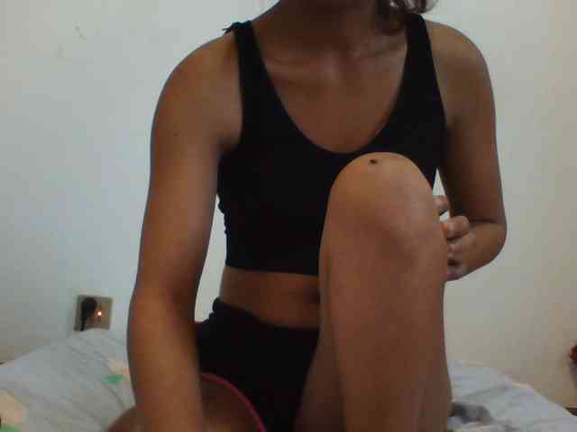 PrettyLie webcam