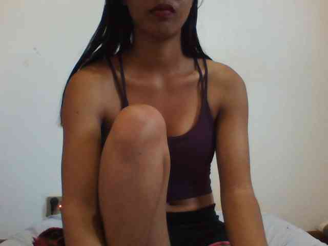 PrettyLie Live Webcam on BongaCams