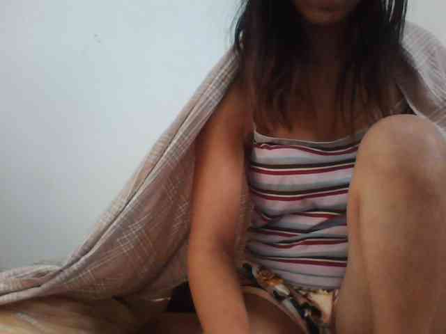 PrettyLie webcam