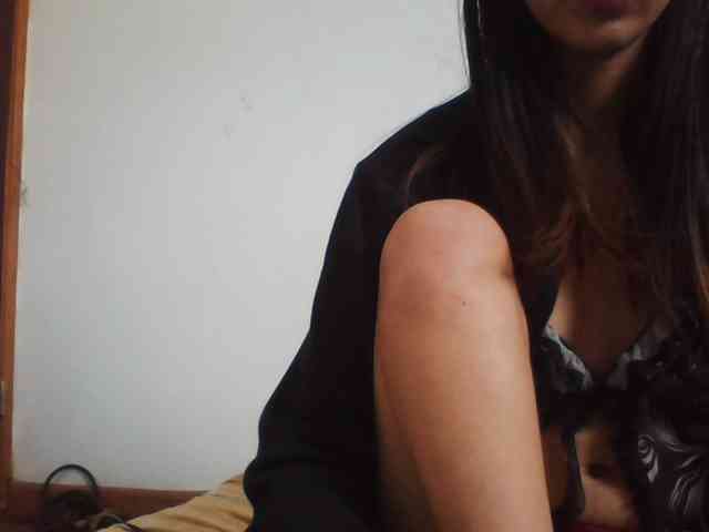 YoungLie69 webcam
