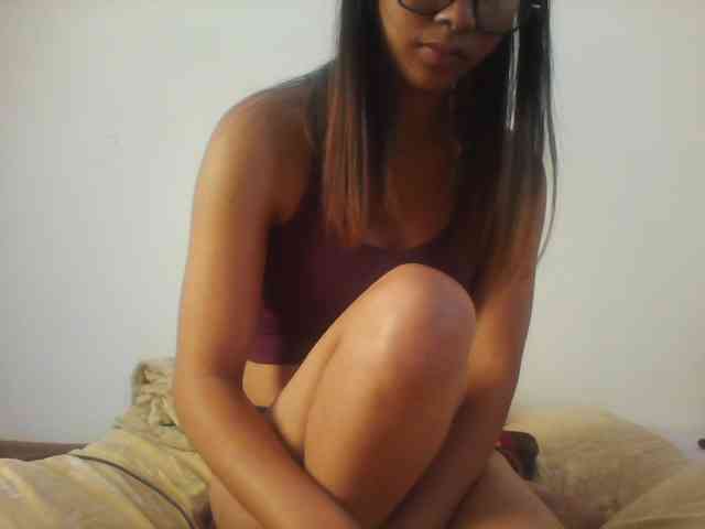 PrettyLie webcam