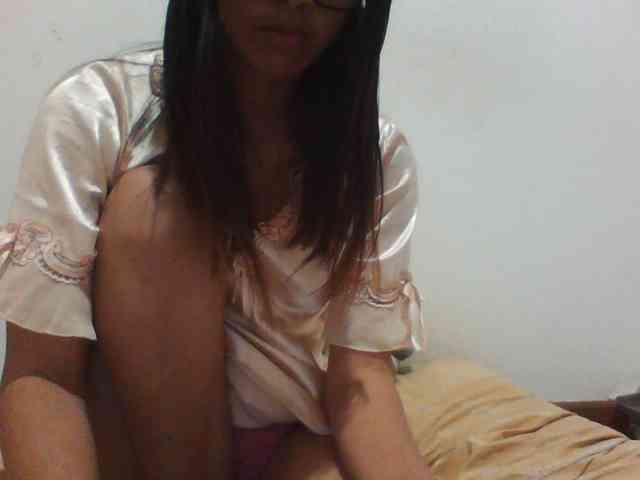 PrettyLie webcam