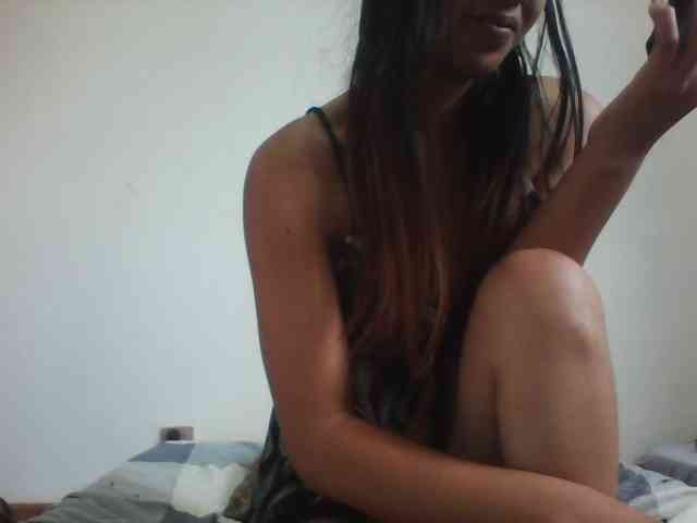 PrettyLie webcam