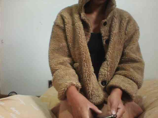 PrettyLie webcam