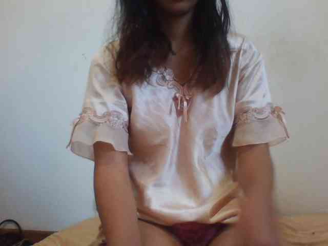 PrettyLie webcam