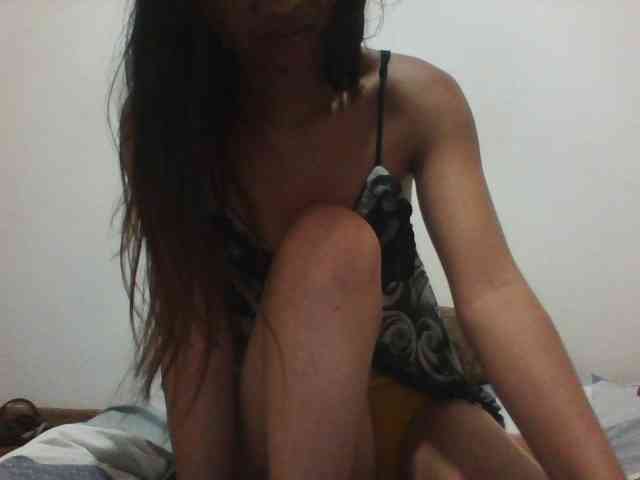 PrettyLie webcam