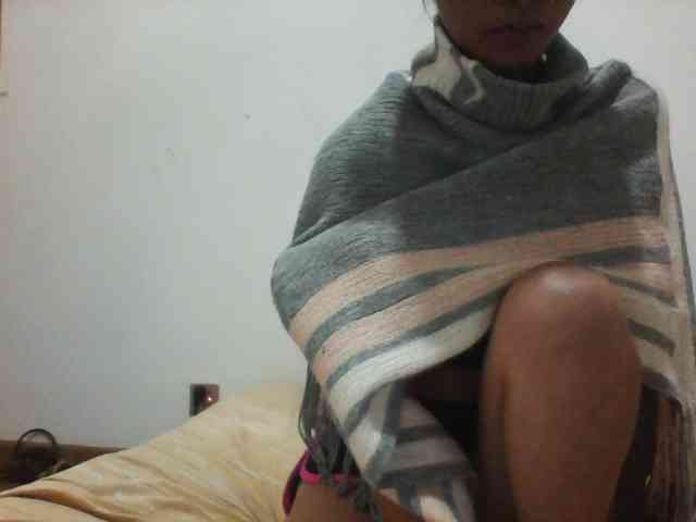 PrettyLie webcam