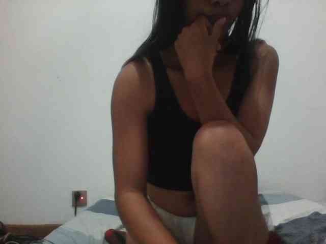 PrettyLie webcam