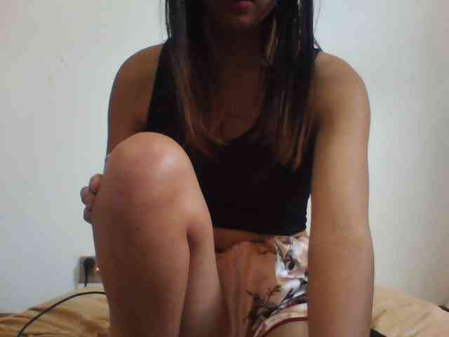 PrettyLie webcam