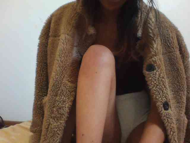 PrettyLie webcam