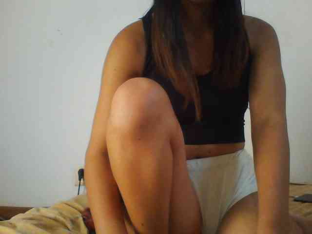 PrettyLie webcam