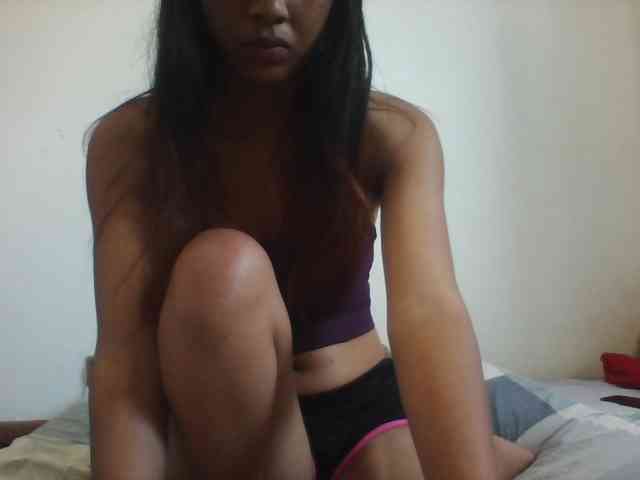 PrettyLie webcam