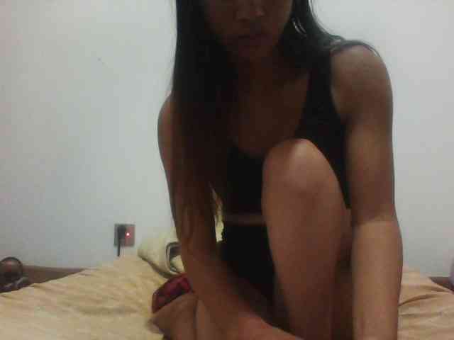 PrettyLie webcam