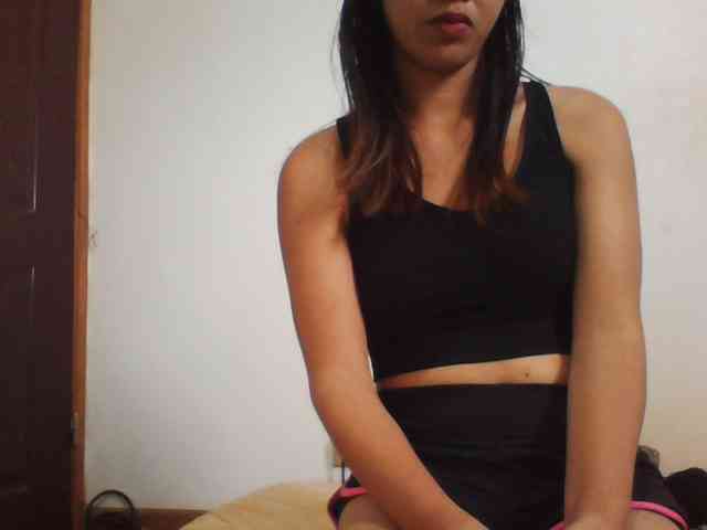 PrettyLie webcam