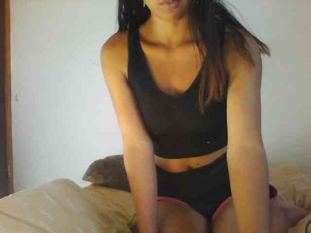PrettyLie webcam