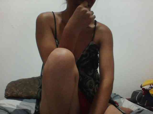 PrettyLie webcam
