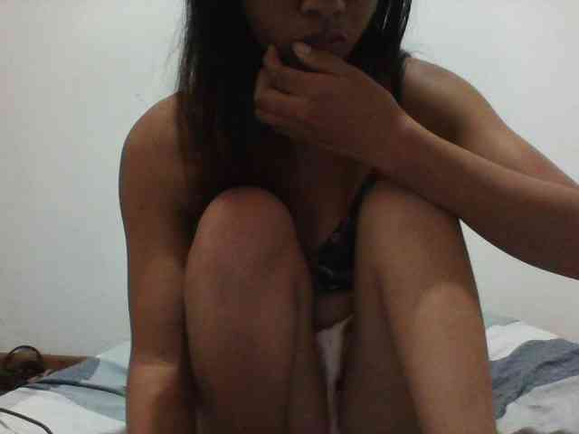 PrettyLie webcam