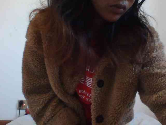 PrettyLie webcam