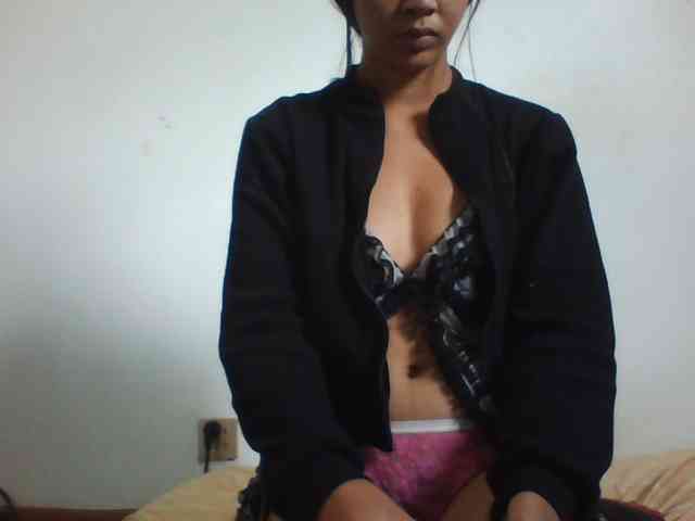YoungLie69 webcam