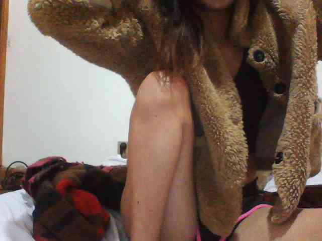 PrettyLie webcam