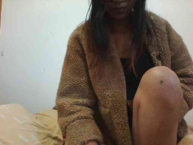 PrettyLie webcam