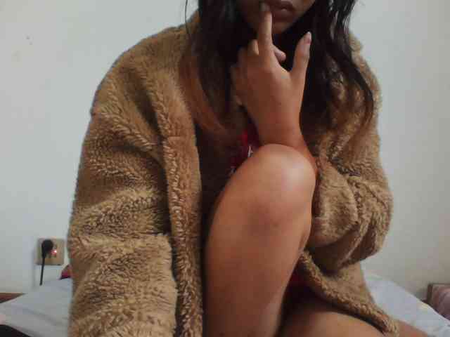 YoungLie69 webcam