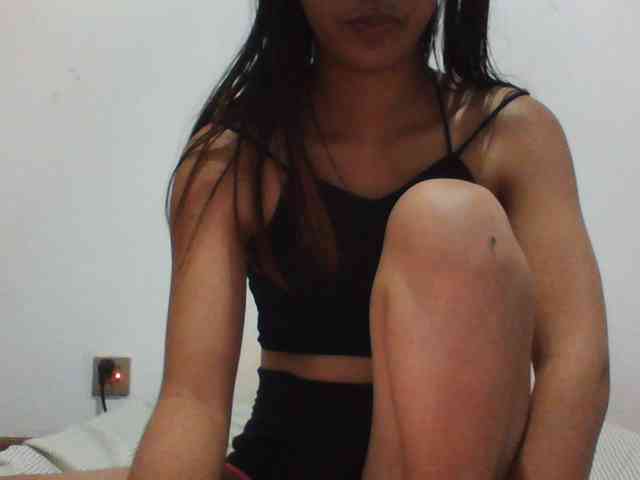 YoungLie69 webcam