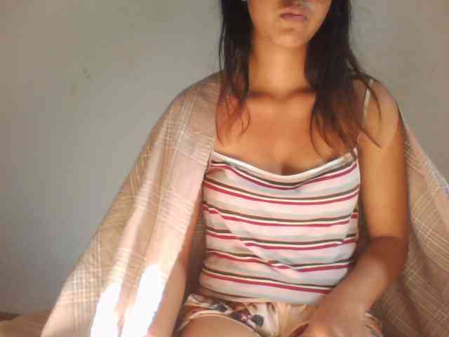 Model: PrettyLie
