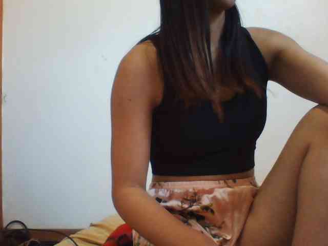 PrettyLie webcam