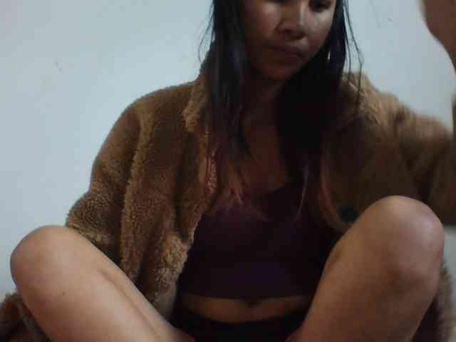 YoungLie69 webcam