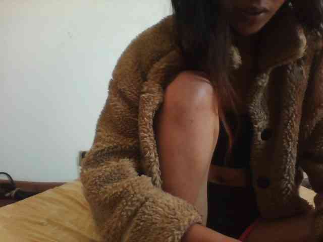 PrettyLie webcam