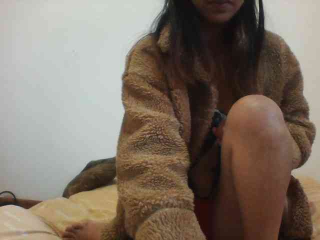 PrettyLie webcam