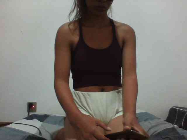 PrettyLie webcam