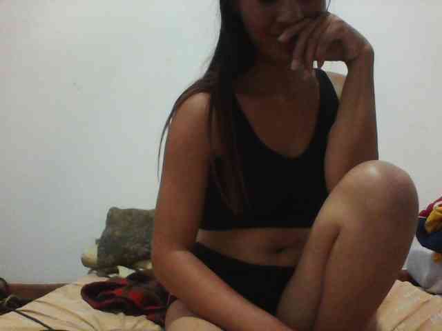 Mẫu này đang trực tiếp. PrettyLie