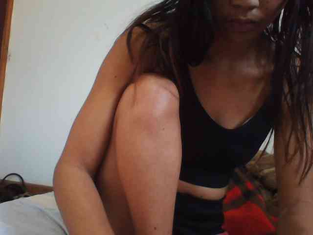 PrettyLie webcam