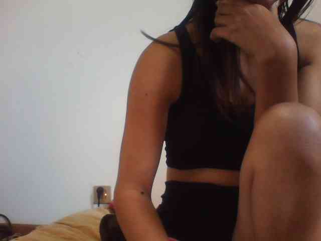 YoungLie69 webcam