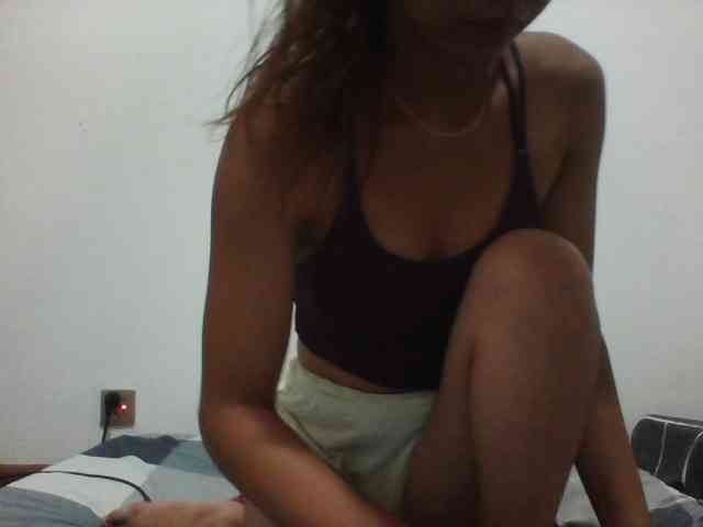 PrettyLie webcam