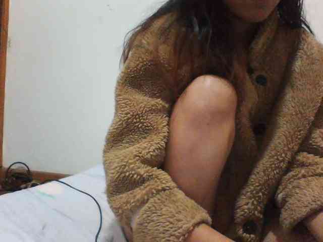 PrettyLie webcam