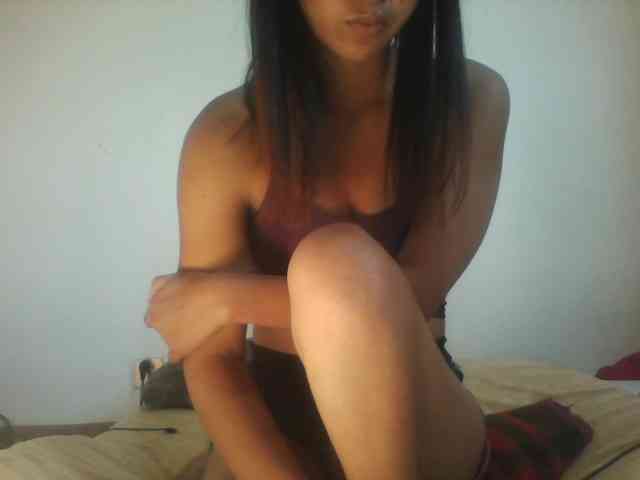 PrettyLie webcam