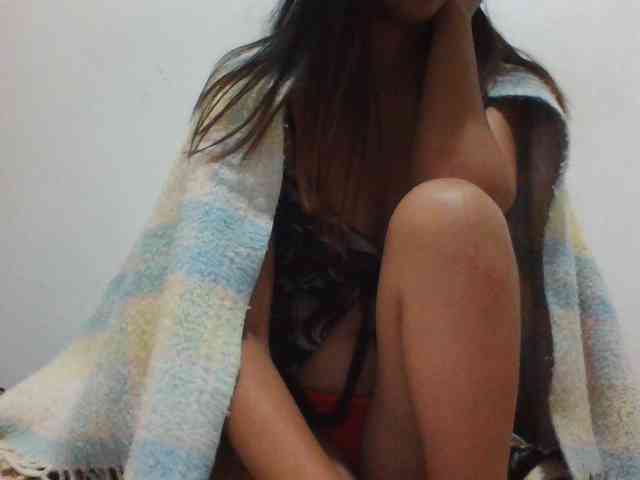 PrettyLie webcam