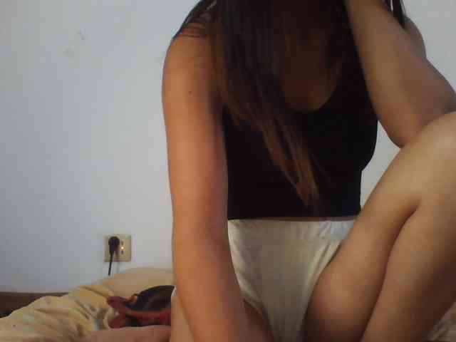 PrettyLie webcam