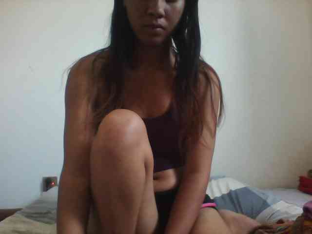 PrettyLie webcam