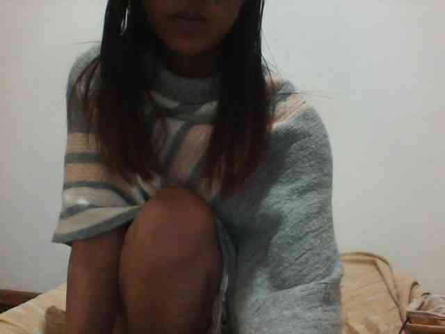 PrettyLie webcam